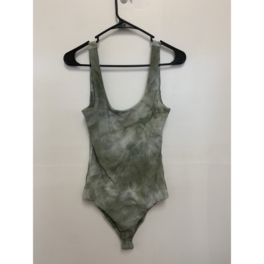 House Of Harlow Green Tie Dye Ribbed Knit Sleeveless Tank Bodysuit Top Size M